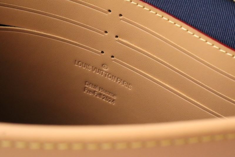 Louis Vuitton Clutch Bags